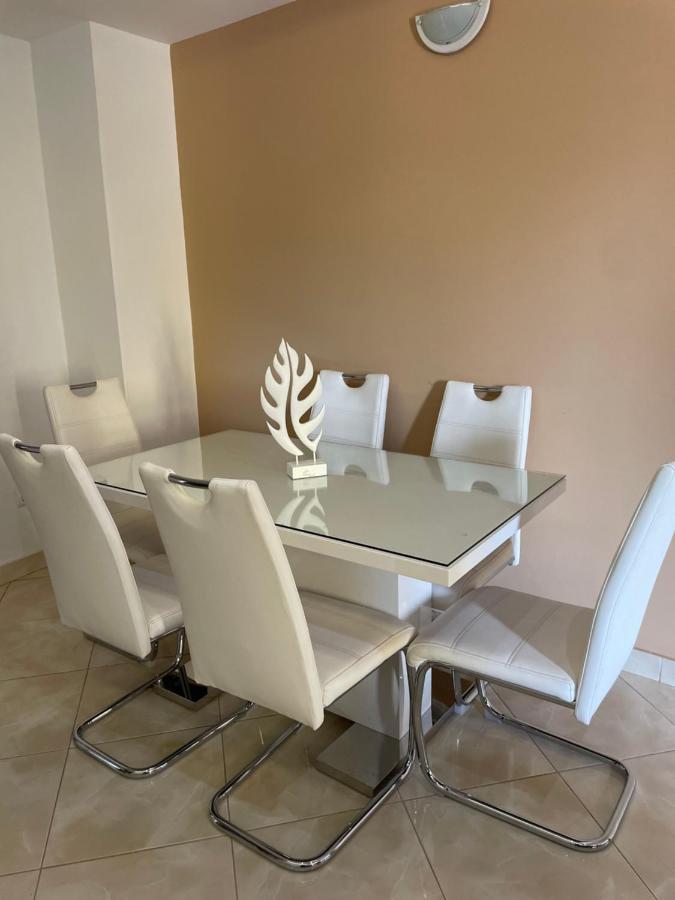 Apartamentos Avenida Praia Exteriér fotografie